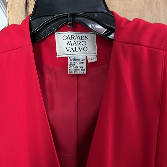 Size 10 Red elegant transitional day to evening gown - Picture 3 of 5